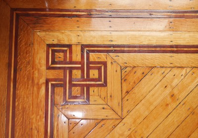 Click image for full-size image (2336 × 1752 pixels). Floor border: P003