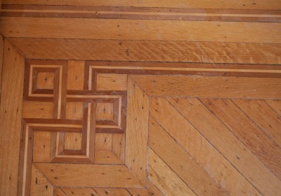 Click image for full-size image (2144 × 1752 pixels). Floor border: P019