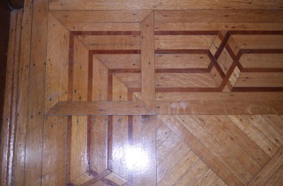 Click image for full-size image (2272 × 1648 pixels). Floor border: P022