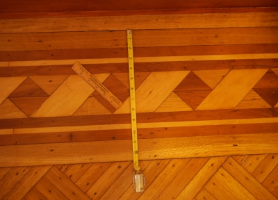 Click image for full-size image (2336 × 1752 pixels). Floor border: P023