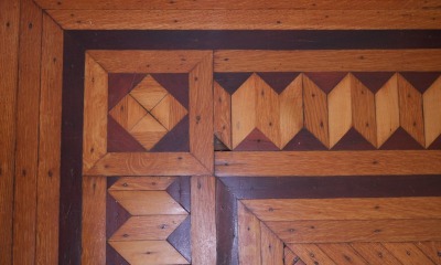 Click image for full-size image (2336 × 1752 pixels). Floor border: P031