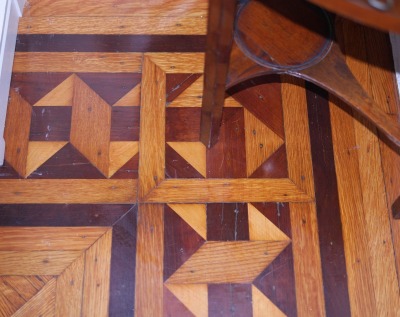 Click image for full-size image (2080 × 1648 pixels). Floor border: P032