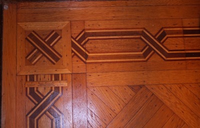 Click image for full-size image (2224 × 1696 pixels). Floor border: P048