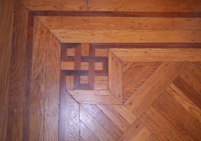 Click image for full-size image (2336 × 1752 pixels). Floor border: P050
