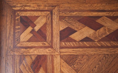 Click image for full-size image (2336 × 1752 pixels). Floor border: P058
