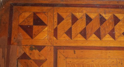 Click image for full-size image (2160 × 1608 pixels). Floor border: P077