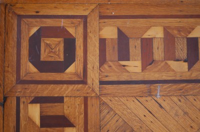 Click image for full-size image (2240 × 1688 pixels). Floor border: P111