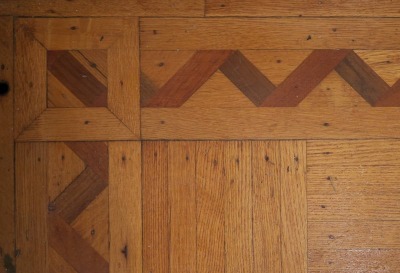 Click image for full-size image (2224 × 1616 pixels). Floor border: P120