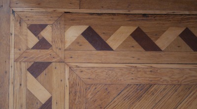 Click image for full-size image (2336 × 1664 pixels). Floor border: P124