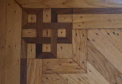 Click image for full-size image (2336 × 1752 pixels). Floor border: P128