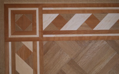 Click image for full-size image (2336 × 1752 pixels). Floor border: P130