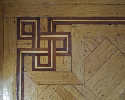 Click image for full-size image (2272 × 1720 pixels). Floor border: P133