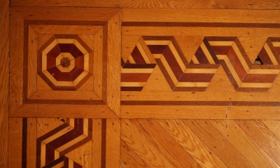 Click image for full-size image (2336 × 1704 pixels). Floor border: P170