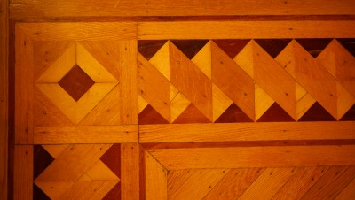 Click image for full-size image (2336 × 1752 pixels). Floor border: P171