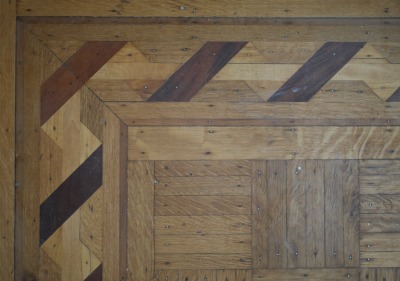 Click image for full-size image (2336 × 1568 pixels). Floor border: P183