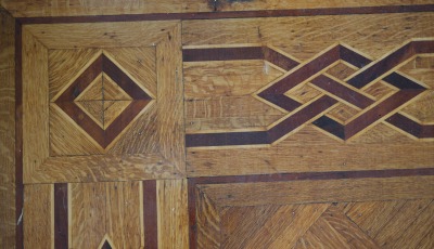 Click image for full-size image (2336 × 1728 pixels). Floor border: P203