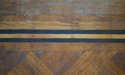 Click image for full-size image (2336 × 1752 pixels). Floor border: P206