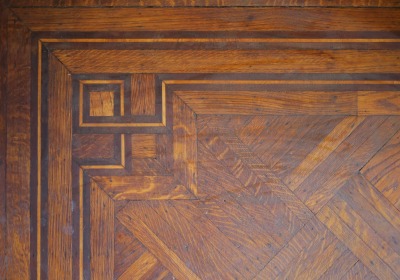 Click image for full-size image (2336 × 1752 pixels). Floor border: P230