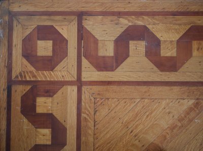 Click image for full-size image (2304 × 1720 pixels). Floor border: P236