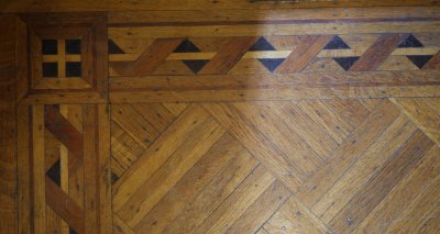 Click image for full-size image (2336 × 1608 pixels). Floor border: P243