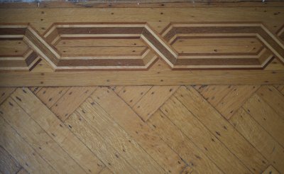 Click image for full-size image (2336 × 1560 pixels). Floor border: P246