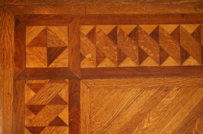 Click image for full-size image (2336 × 1752 pixels). Floor border: P254