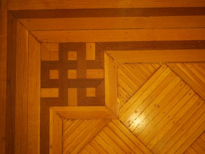 Click image for full-size image (2336 × 1752 pixels). Floor border: P263