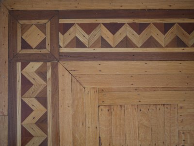 Click image for full-size image (2336 × 1752 pixels). Floor border: P287