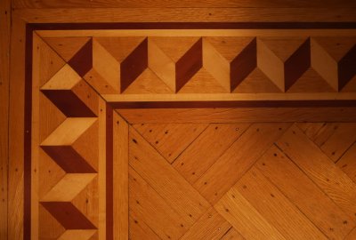 Click image for full-size image (2304 × 1632 pixels). Floor border: P291