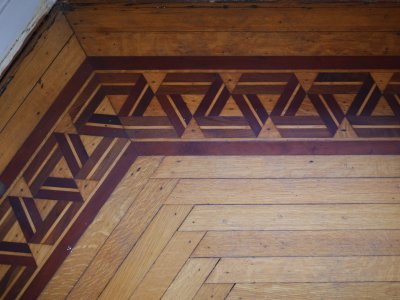 Click image for full-size image (2336 × 1752 pixels). Floor border: P296