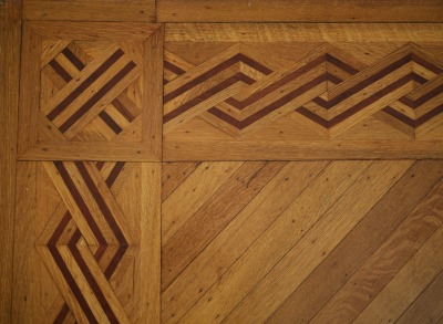Click image for full-size image (2208 × 1616 pixels). Floor border: P310