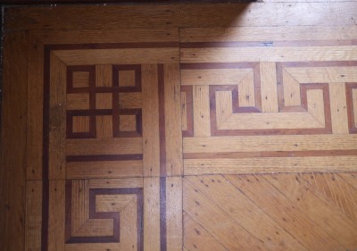 Floor border: P053
