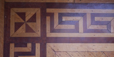 Floor border: P056