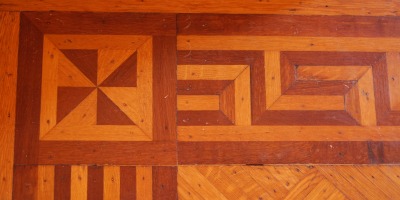 Floor border: P082