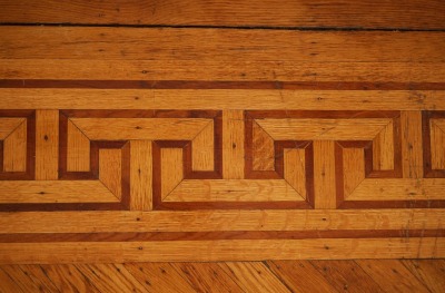 Floor border: P107
