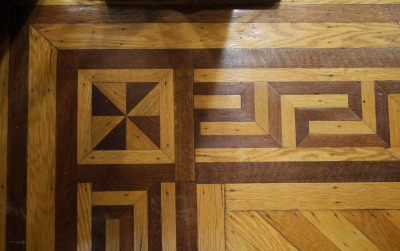 Floor border: P150