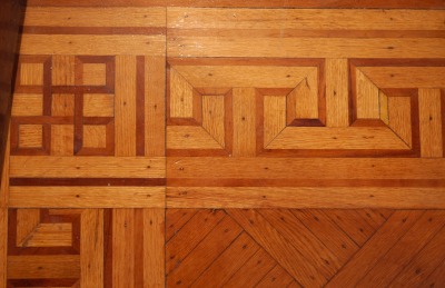Floor border: P154
