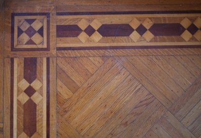 Click image for full-size image (2336 × 1720 pixels). Floor border: P269