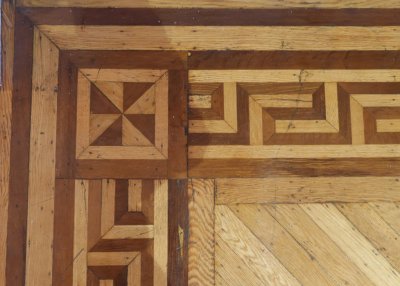 Floor border: P276