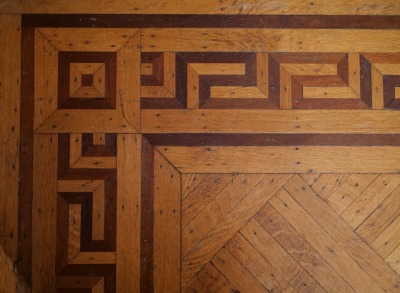 Floor border: P321