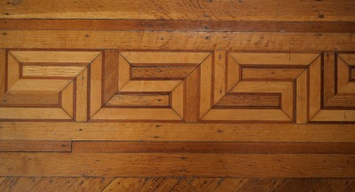 Floor border: P322